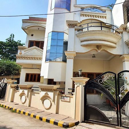 Aditya Premium Homestay- Furnished Air Conditioned- 2Bhk Jabalpur Extérieur photo