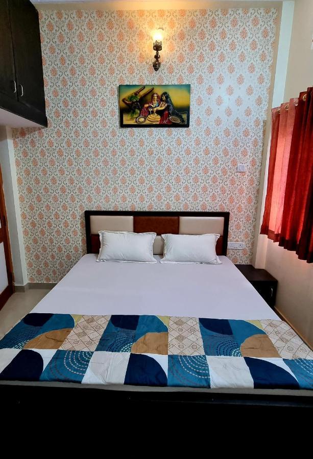 Aditya Premium Homestay- Furnished Air Conditioned- 2Bhk Jabalpur Extérieur photo