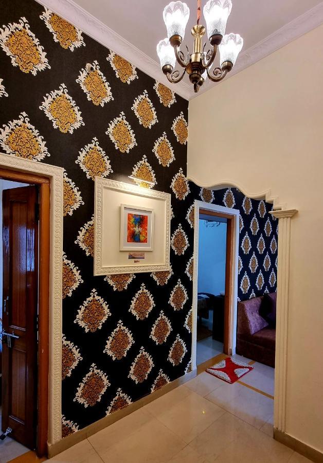 Aditya Premium Homestay- Furnished Air Conditioned- 2Bhk Jabalpur Extérieur photo