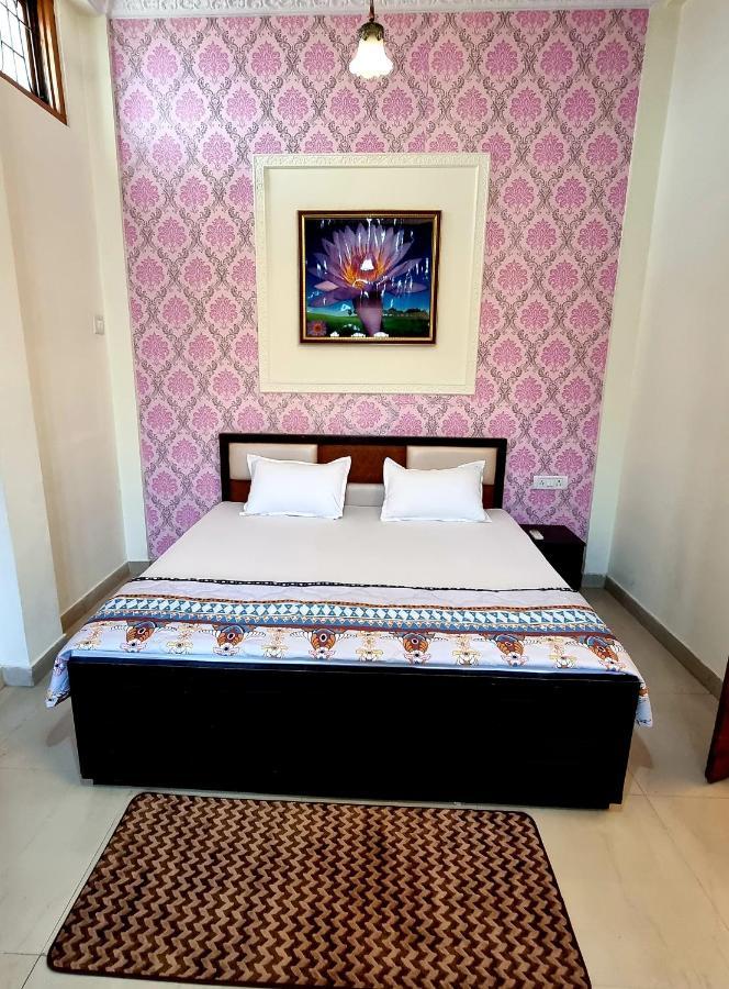 Aditya Premium Homestay- Furnished Air Conditioned- 2Bhk Jabalpur Extérieur photo