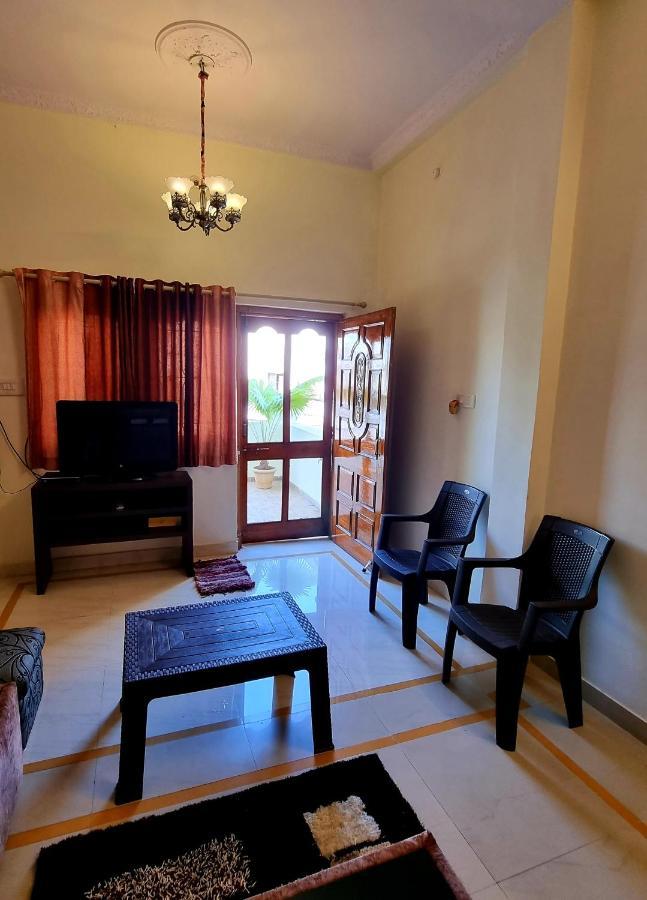 Aditya Premium Homestay- Furnished Air Conditioned- 2Bhk Jabalpur Extérieur photo