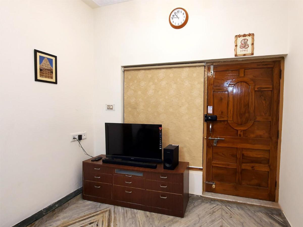 Aditya Premium Homestay- Furnished Air Conditioned- 2Bhk Jabalpur Extérieur photo