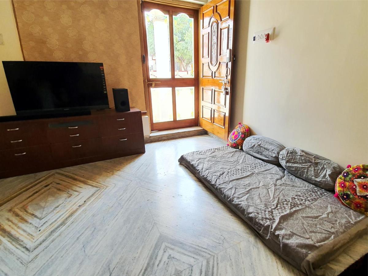 Aditya Premium Homestay- Furnished Air Conditioned- 2Bhk Jabalpur Extérieur photo